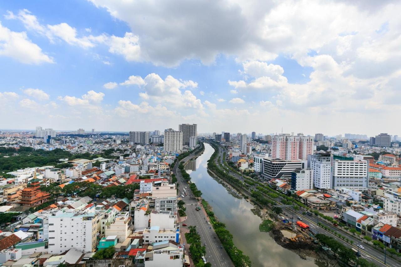 Spacious Saigon Ho Chi Minh City Exterior photo